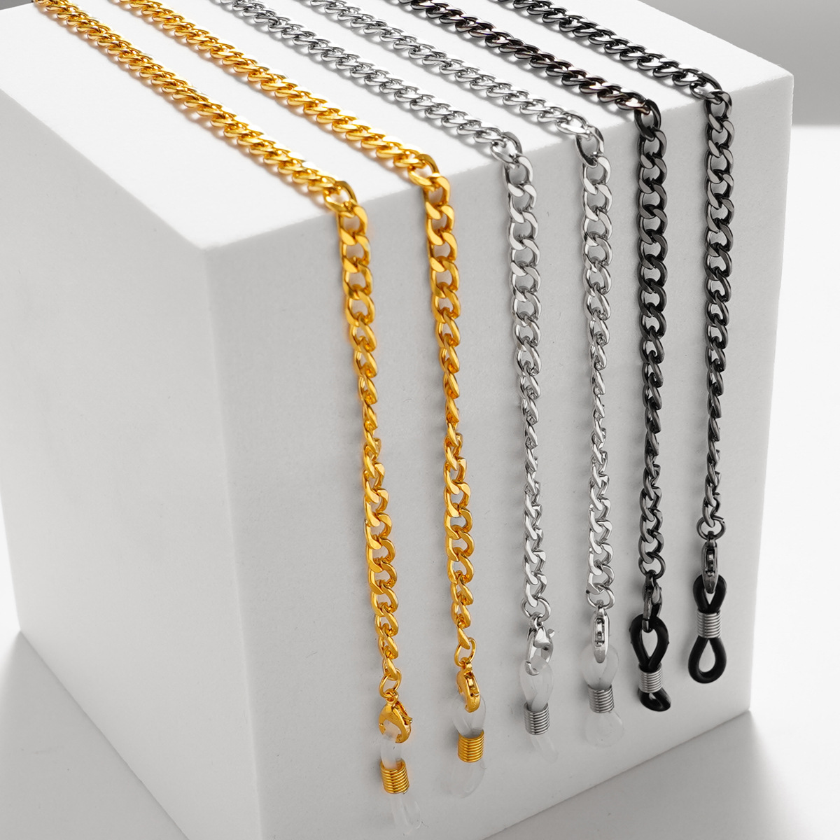 Simple Link Chain for Glasses  - مراجعة Sunglass Retainer Cord وسعره