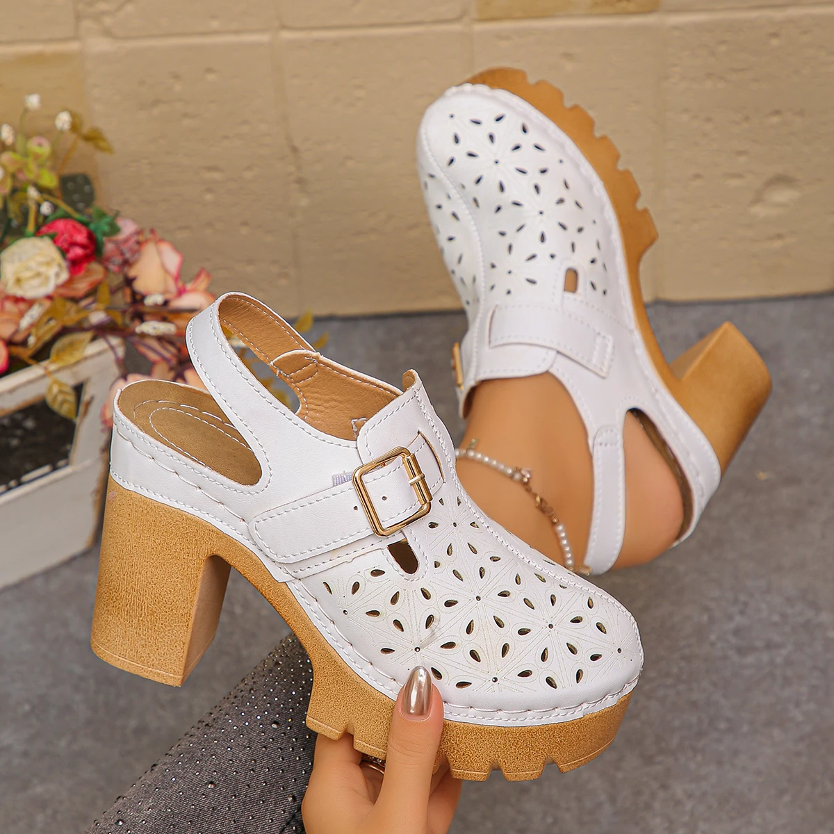 Large Size Women's Thick Heel  - مراجعة Casual Sandal Leather وسعره